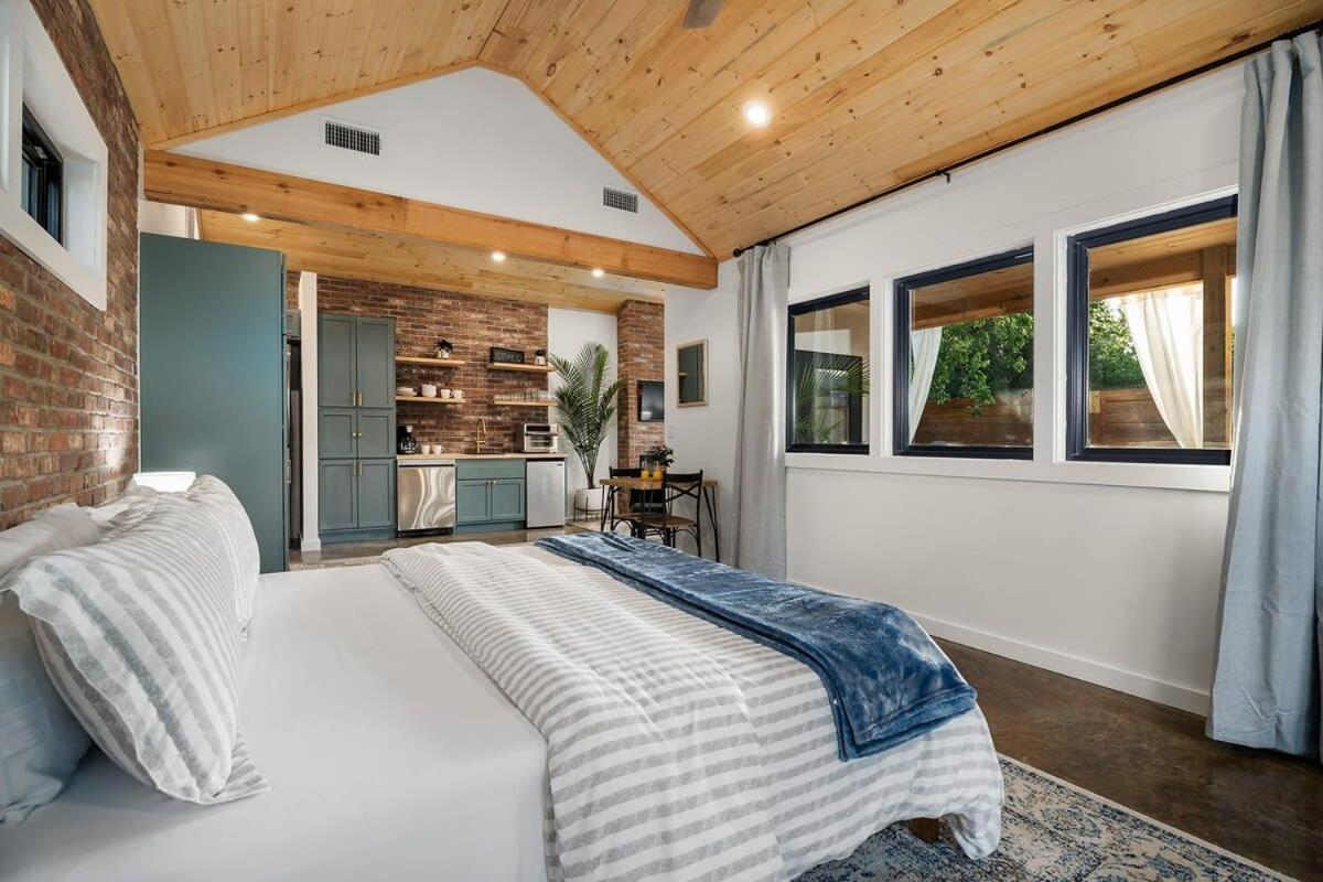 Petit Paradis Studio With Hot Tub Fredericksburg Buitenkant foto