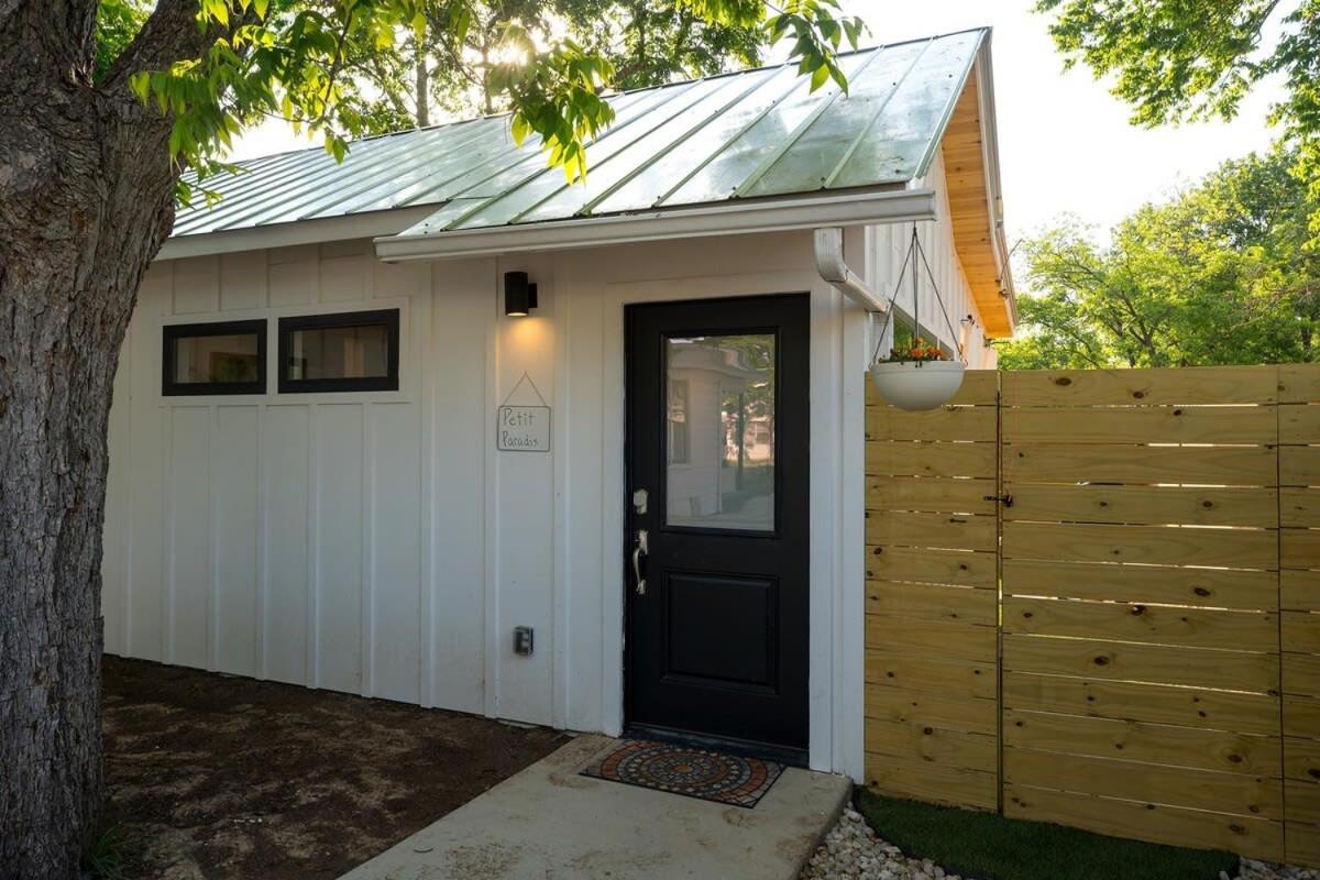 Petit Paradis Studio With Hot Tub Fredericksburg Buitenkant foto