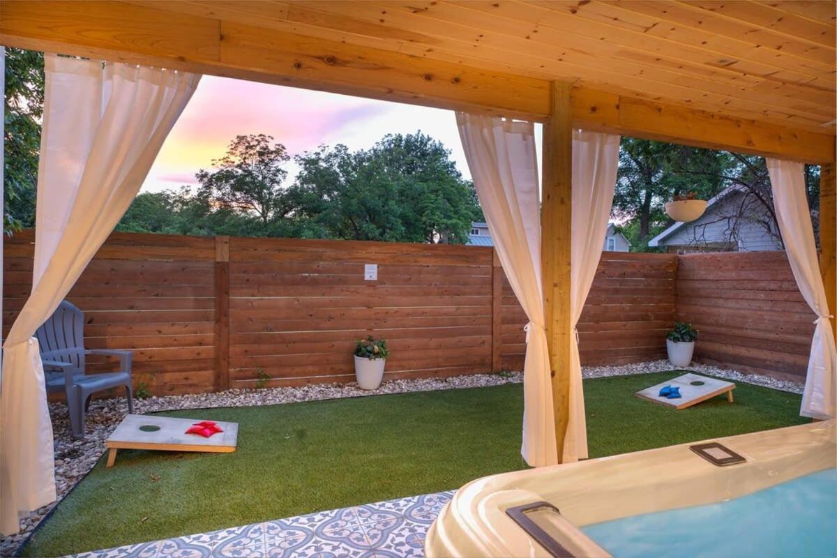 Petit Paradis Studio With Hot Tub Fredericksburg Buitenkant foto