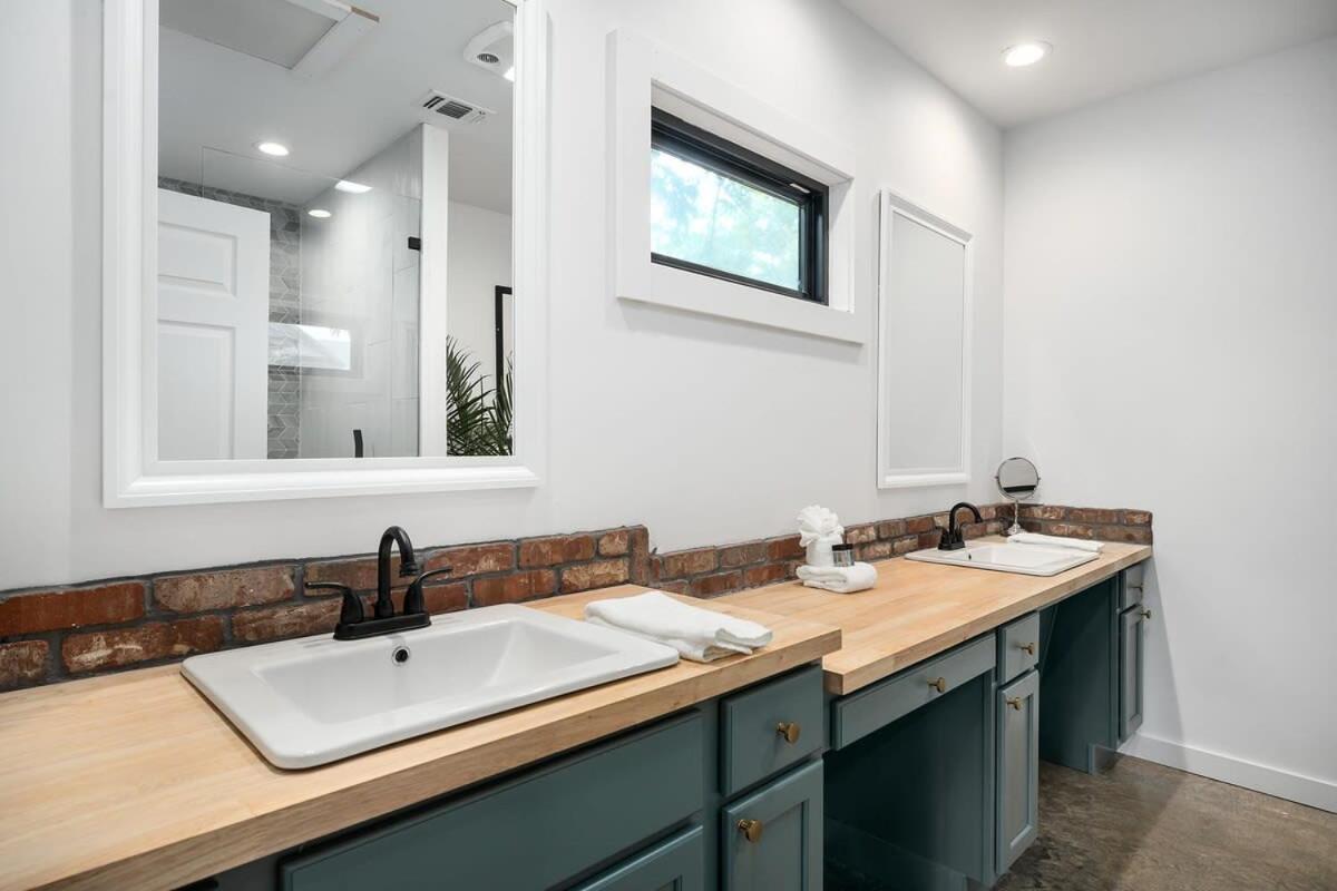 Petit Paradis Studio With Hot Tub Fredericksburg Buitenkant foto