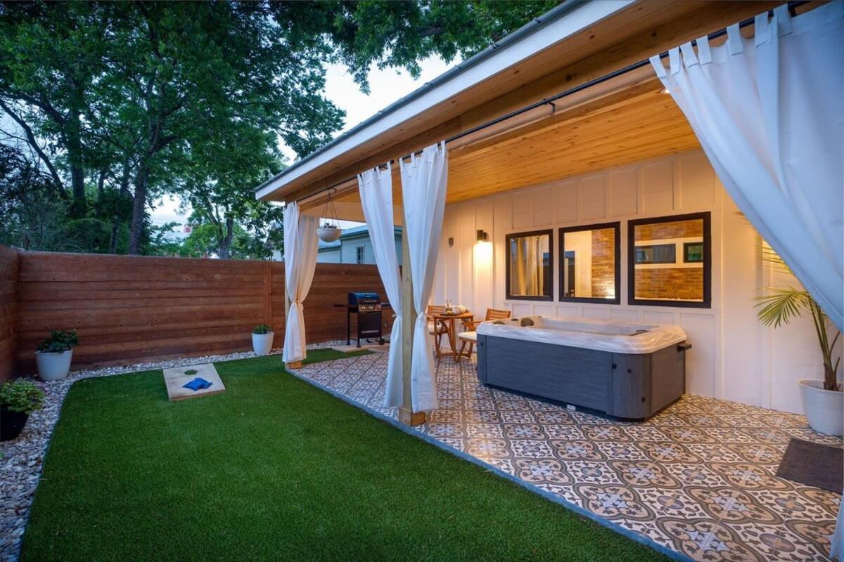 Petit Paradis Studio With Hot Tub Fredericksburg Buitenkant foto